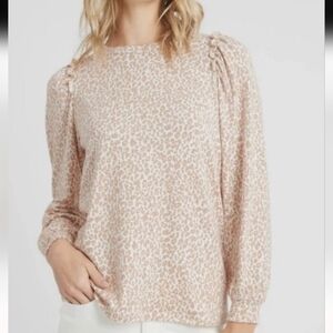 Banana Republic Leopard Print Puff Sleeve Top
